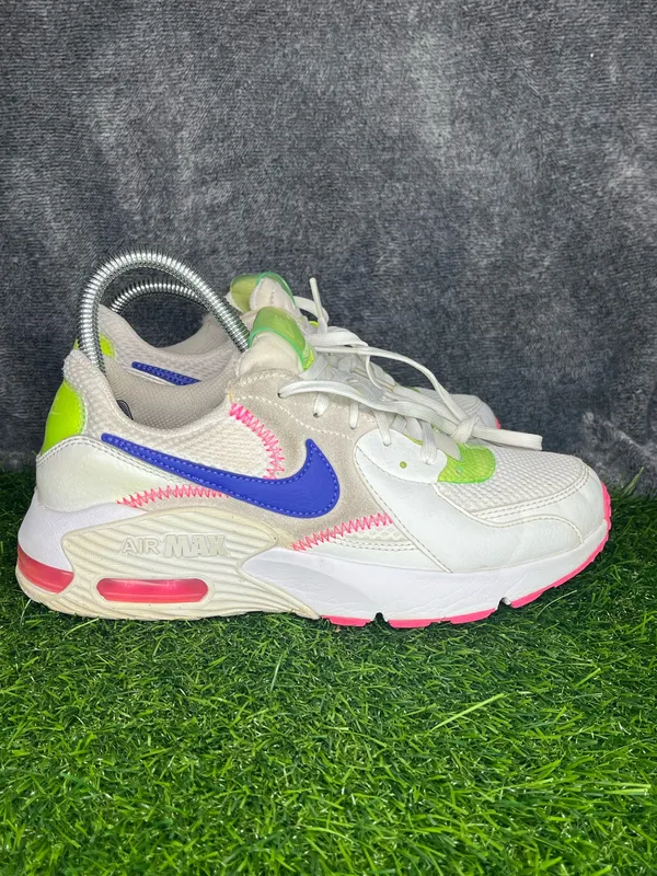 Nike Air Max White Multi-Color Sneakers Women’s US 6 - Image 3