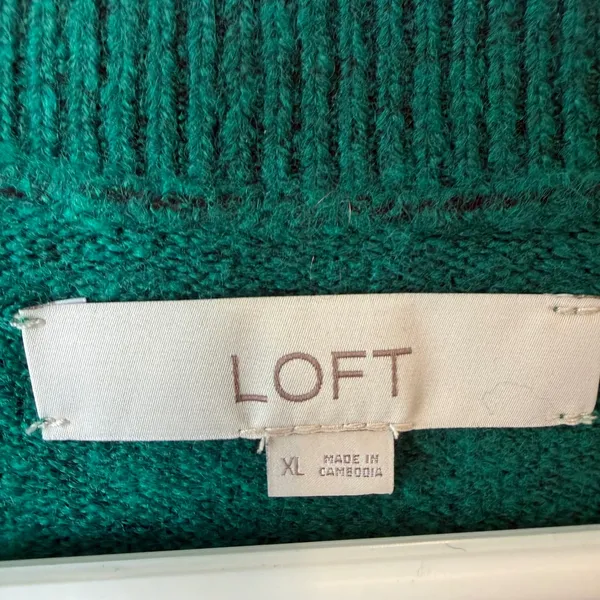LOFT Sweater XL Green Rhinestone Button Puff Sleeve V-Neck Pullover Holiday - Image 2