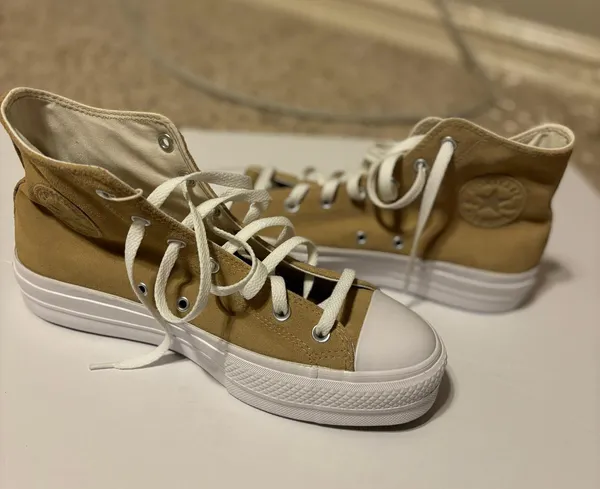 Converse Light Brown Suede Platform - Image 2