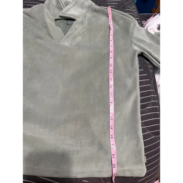 Women’s mondetta sage green ribbed pull over sweater size small - Image 6