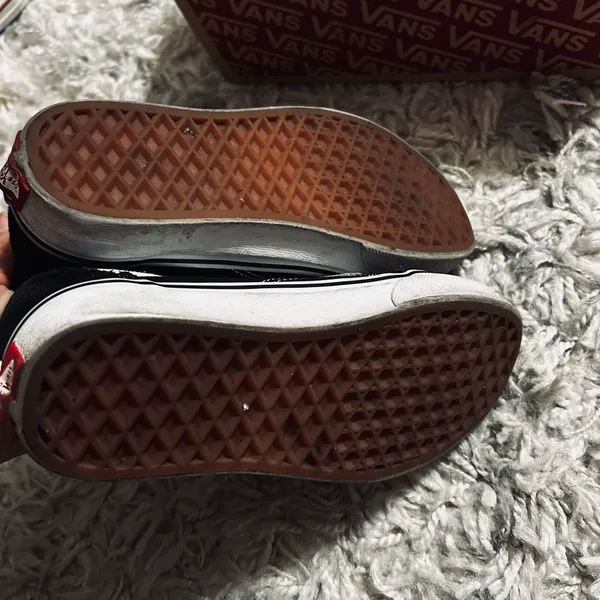 Vans Old Skool Shoes - Image 7
