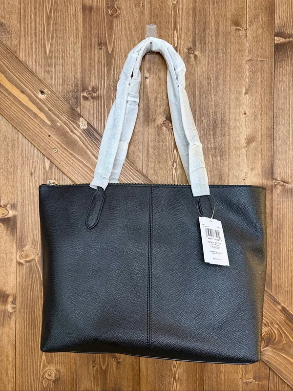 Coach Crossgrain Leather Zip Tote Black Gold Hardware Shoulder Bag NWT (9246) - Image 5