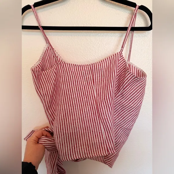 NWOT Reformation Linen Wrap Top Small - Image 5