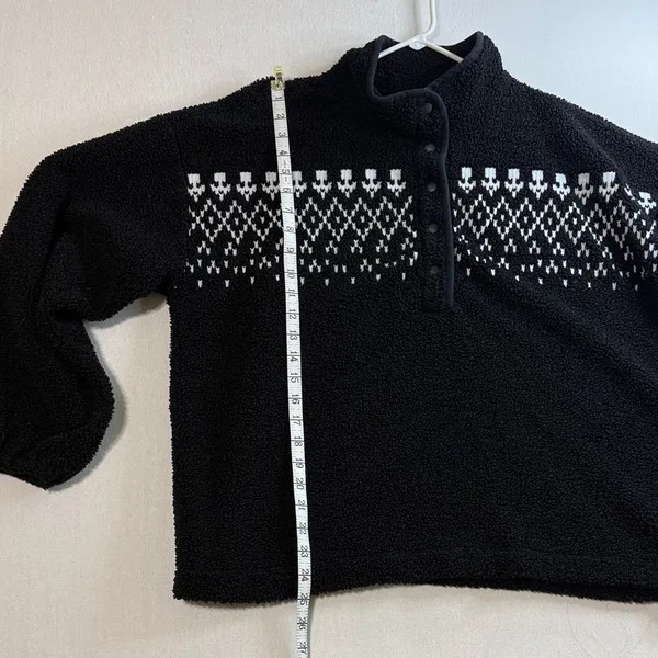 LOFT Black and White Patterned Sherpa - Image 4