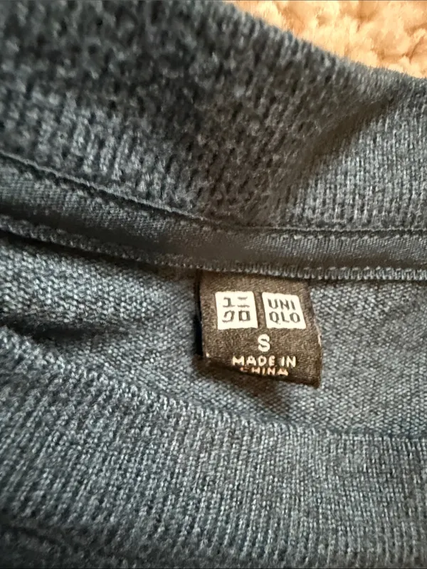 Uniqlo Men's Crewneck Sweater - Navy Blue - Image 2