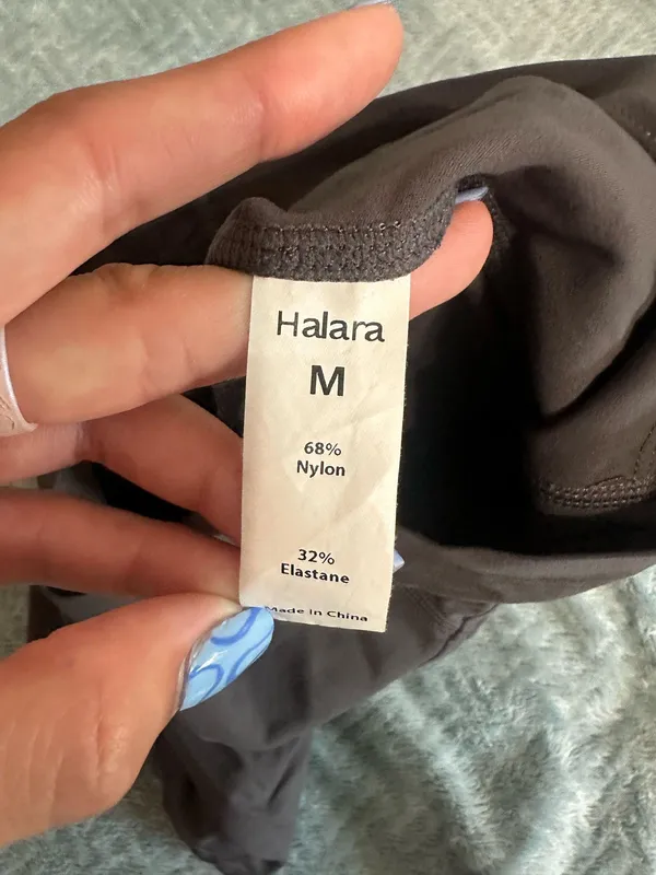 Halara ultrasculpt So cinched high waisted Scrunch Butt Lift Tummy Control Side Pocket Shaping Workout Biker Shorts 5” - Image 5