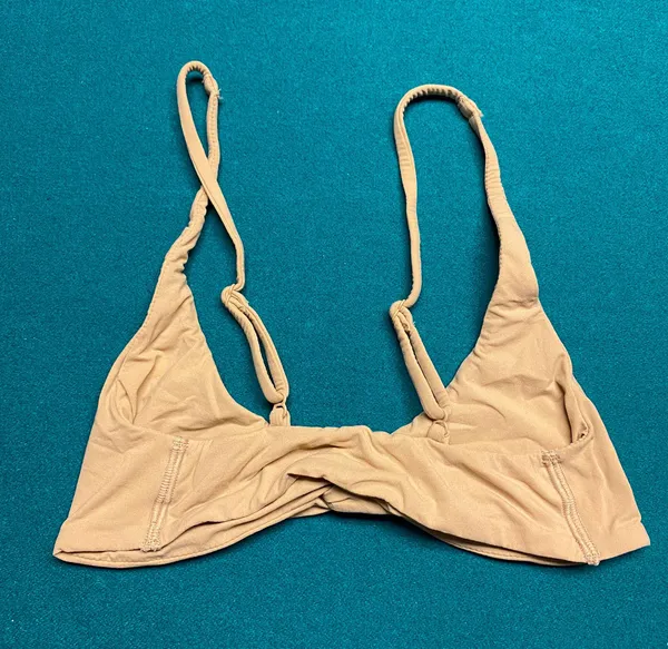 Fits Everybody Twist Skimpy Scoop Bra - Image 3