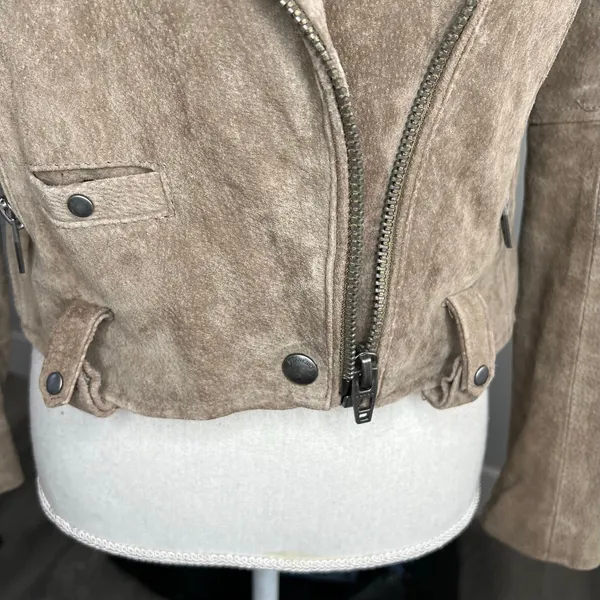 Blank NYC Taupe Suede Moto Jacket Classic Biker Style timeless size small - Image 4