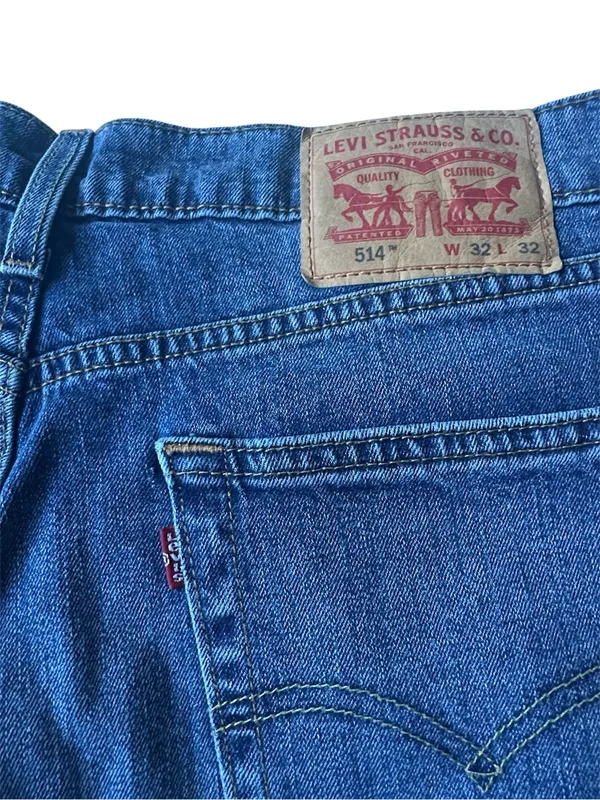 Levi’s classic high-rise denim cutoff shorts - Image 8