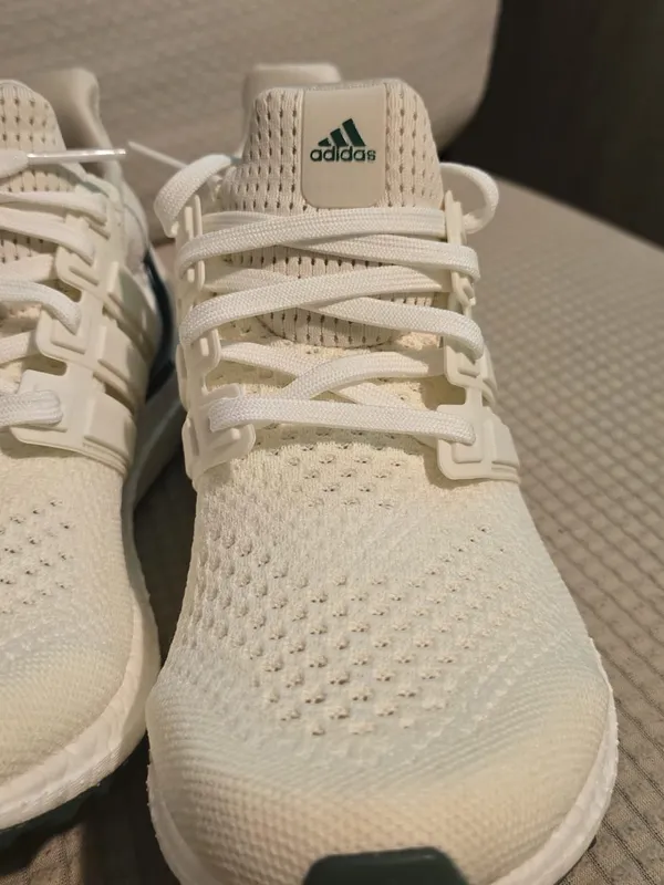 adidas Cream Knit Sneakers with Green Accents - Image 5