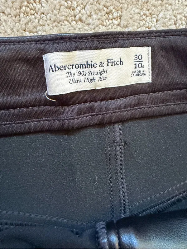 Abercrombie & Fitch The 90’s Ultra High Rise Straight Black Faux Leather Pants - Image 6