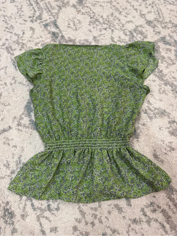 Max Studio Green Floral Peplum Top V-Neck Puff Sleeve XS - Image 3