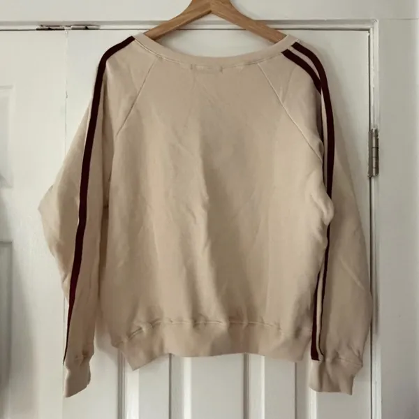 Daydreamer Cream V-Neck Sweatshirt With‎ Striped Sleeves Size Small NWT - Image 2