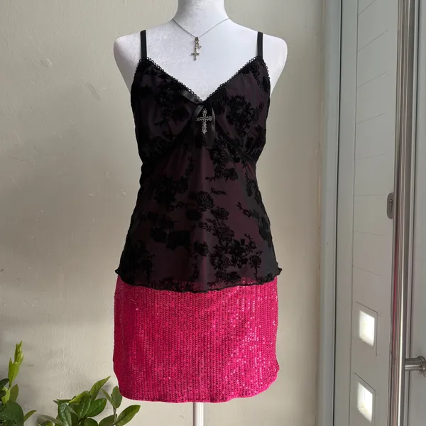 Shein BAE hot pink sequin mini skirt - Image 2