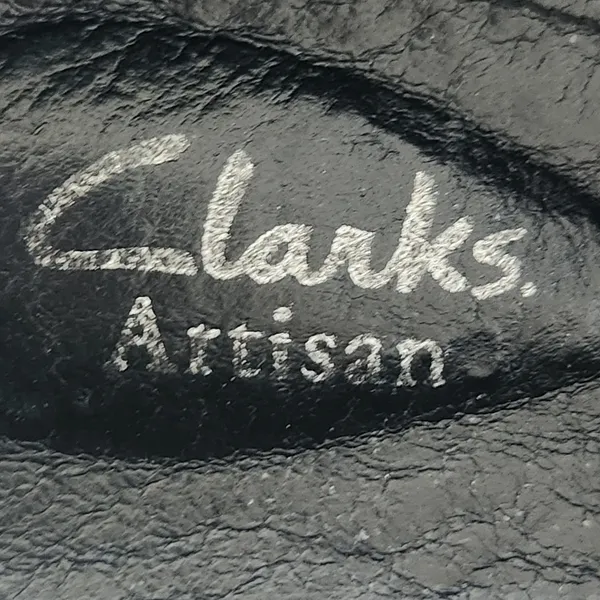 Clarks Artisan Women's Black Leather Upper Shoes Size 71/2 M - Image 2