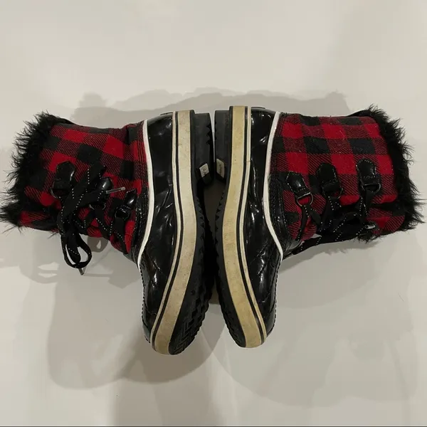 Sorel Out N About Red Buffalo Plaid Winter‎ Rain Mud Duck Boots Size 9 - Image 4