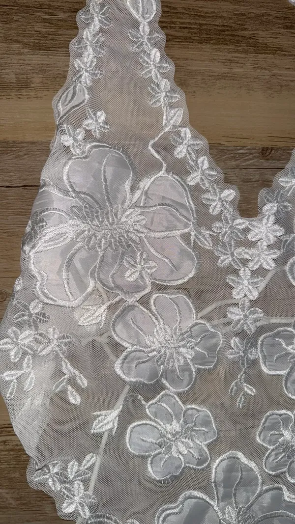 Lace halter top - Image 3
