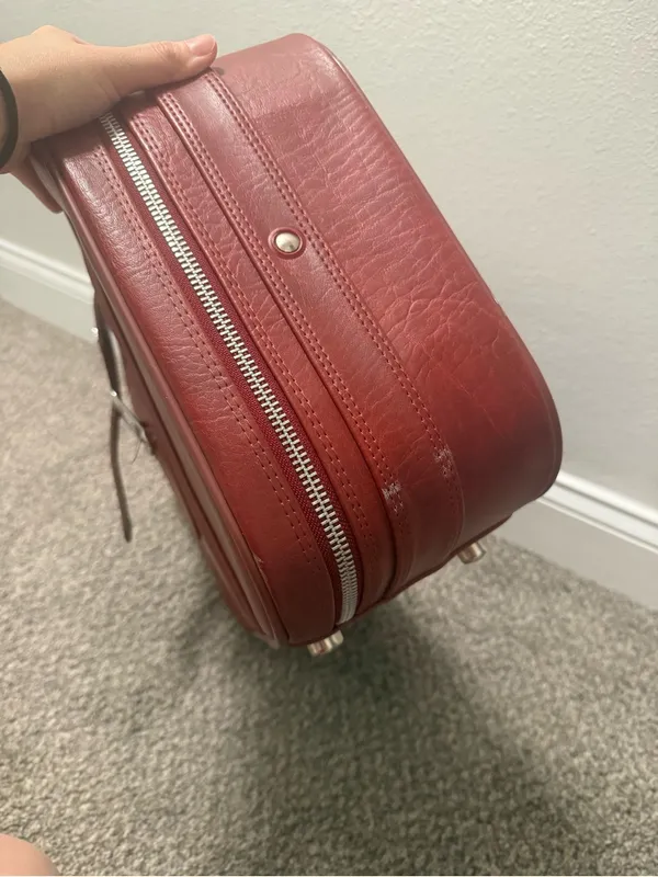 New Vista 21" Brown Leather Hard Case Suitcase Solid Unisex Adult - Image 5