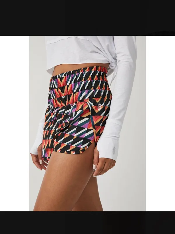 NWT Free people movement Orange crush combo print athletic shorts size Xs - Image 4