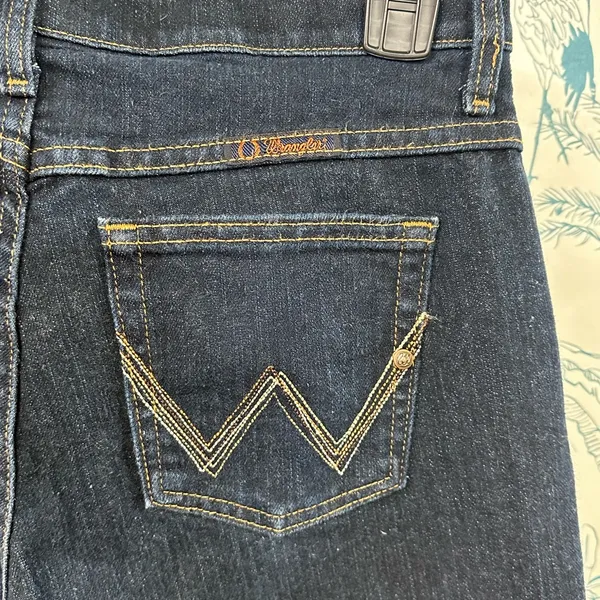 Wrangler Women's Q - Baby Boot Cut Jeans in Deep Blue - Image 7