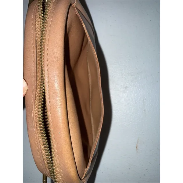 MADEWELL Leather Carabiner Mini Crossbody Shoulder Bag Light Brown - Image 8