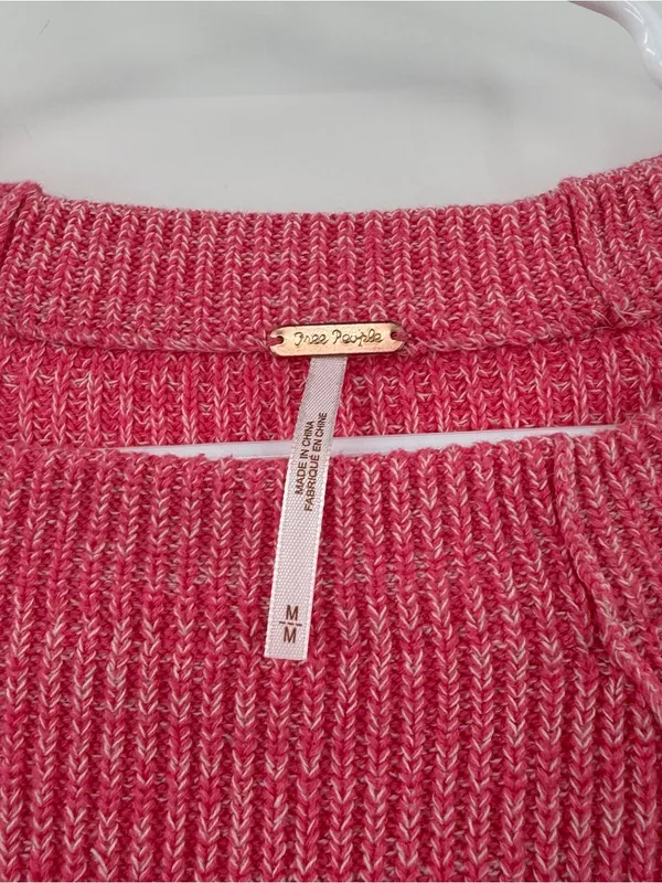 Free people pink sweater medium - Image 3