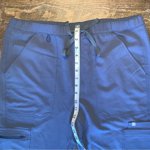 FIGS Technical Collection Scrub Pants Bottoms Size Medium - Image 5