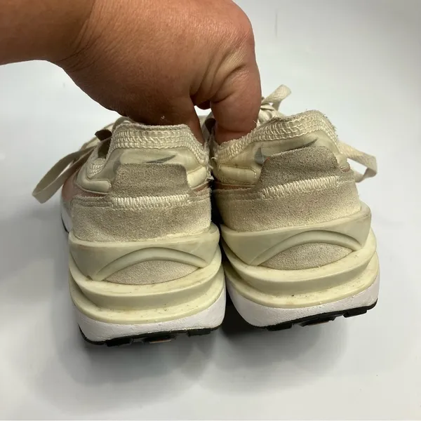 Nike Waffle One sneakers size 7‎ - Image 5