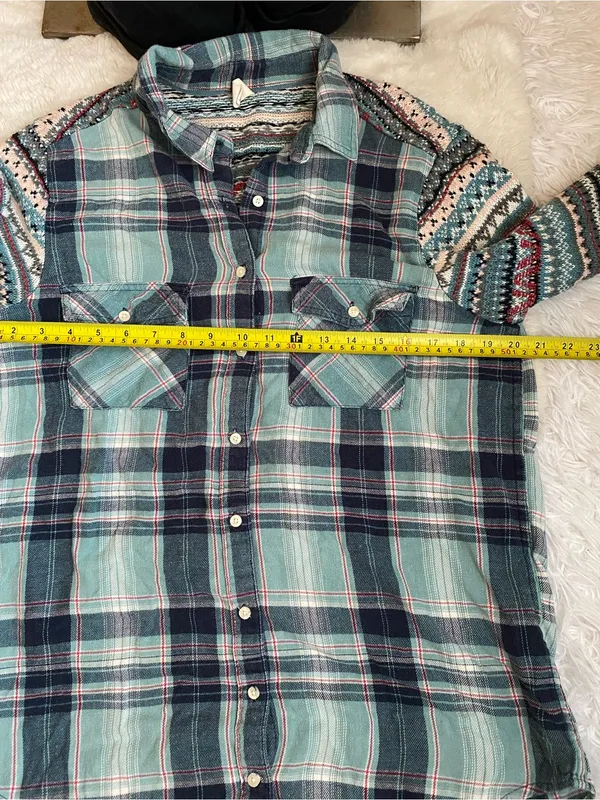 Tokyo Darling Top Woman’s Multicolor Western Tartan Flannel Boho Button Up small - Image 7