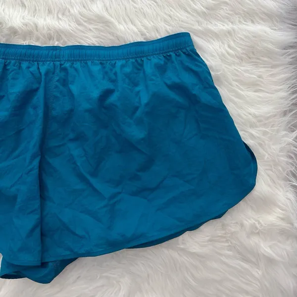 Lululemon Dolphin Hem Mid Rise Running Shorts 3" Hawaiian Blue Size XL - Image 8