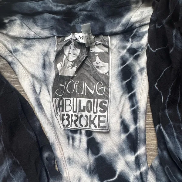 Young Fabulous & Broke Black & White Tie-Dye Top M - Image 2