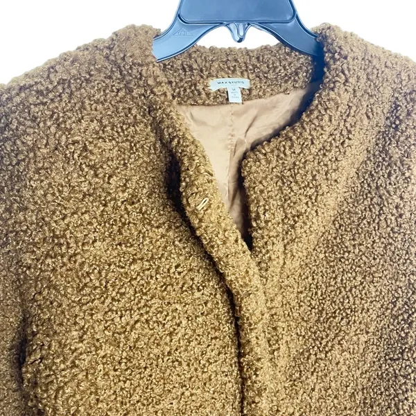 Max Studio Faux Fur Brown-rust Teddy coat size medium - Image 7