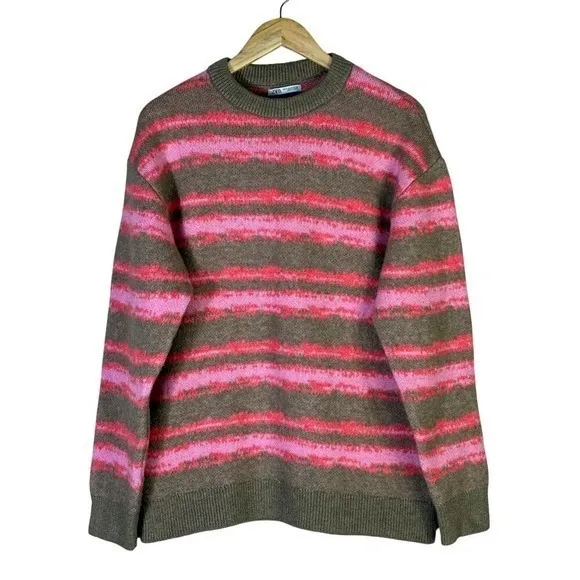 Zara Striped Knit Crewneck Sweater Pink Green Grunge Oversized Size M - Image 2