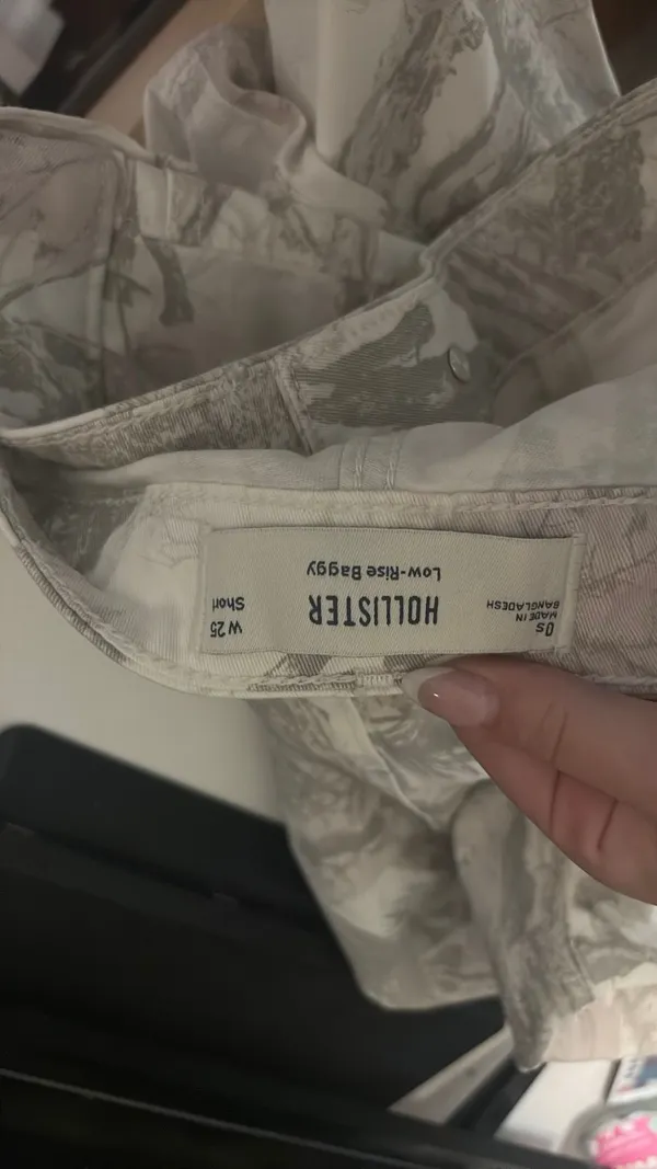 Camo low rise pants hollister - Image 2