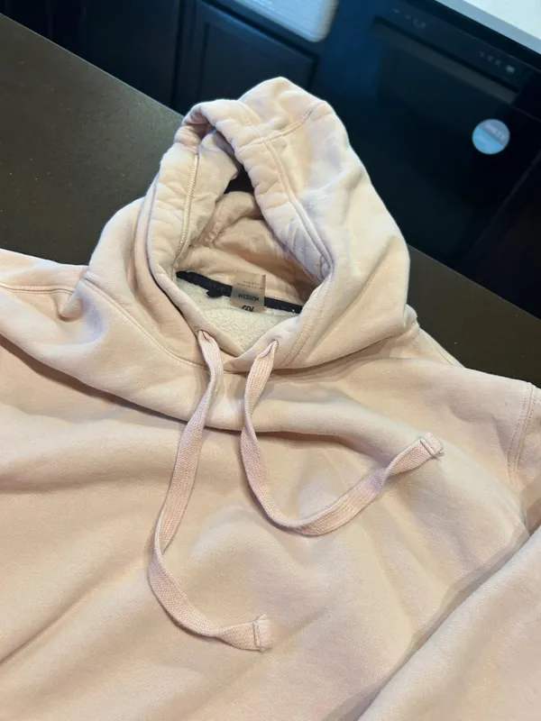 Soft Light Pink Hoodie with Kangaroo Pocket Size M - Image 4