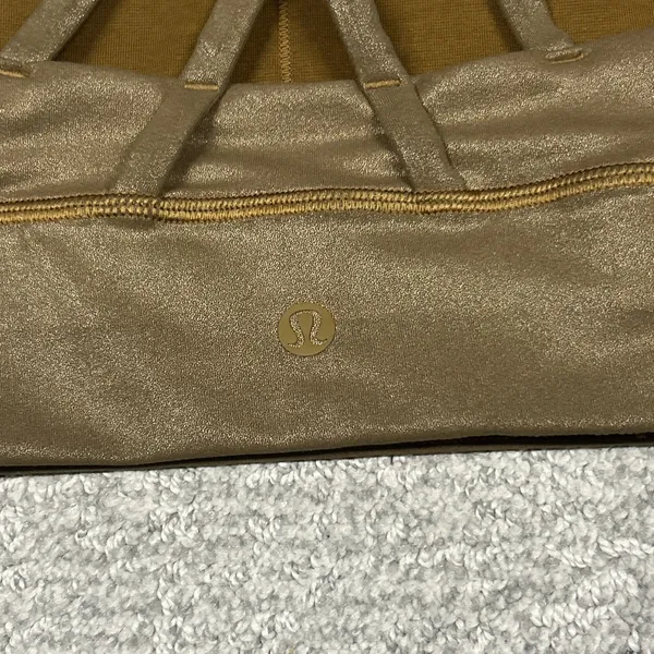 Lululemon Energy Bra Womens 4 Long Line Shine Foil Gold Strappy Athletic W2BXKS - Image 3