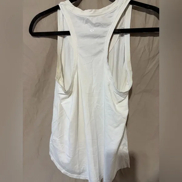Lululemon tank top - Image 3
