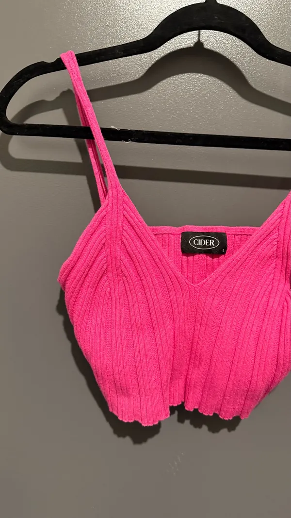 Cider Pink Ribbed V-Neck Cropped Camisole - Image 2