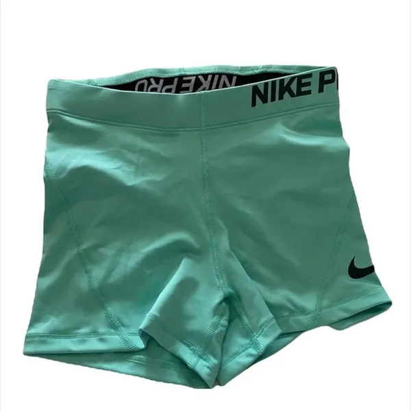 ✨ Nike Pro Core II Women's 2.5 Inch Compression Shorts✨ - Image 2
