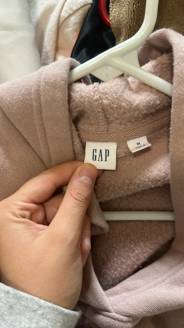 GAP cropped hoodie - Image 2
