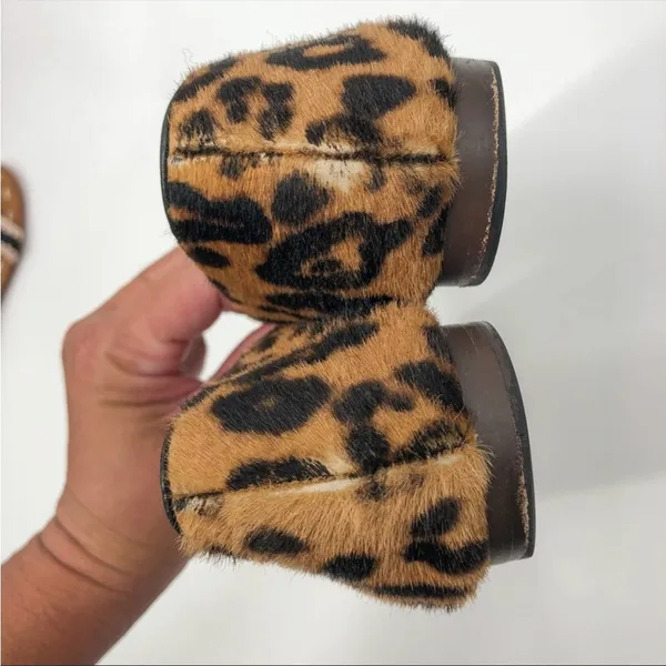 Veronica Beard Griffin Flat Loafers in Leopard Size 36.5 Leather Cowhide - Image 4