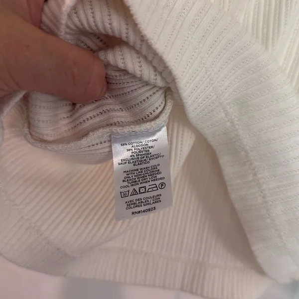 Loft pointelle white ribbed ruffle sleeve top size medium - Image 5