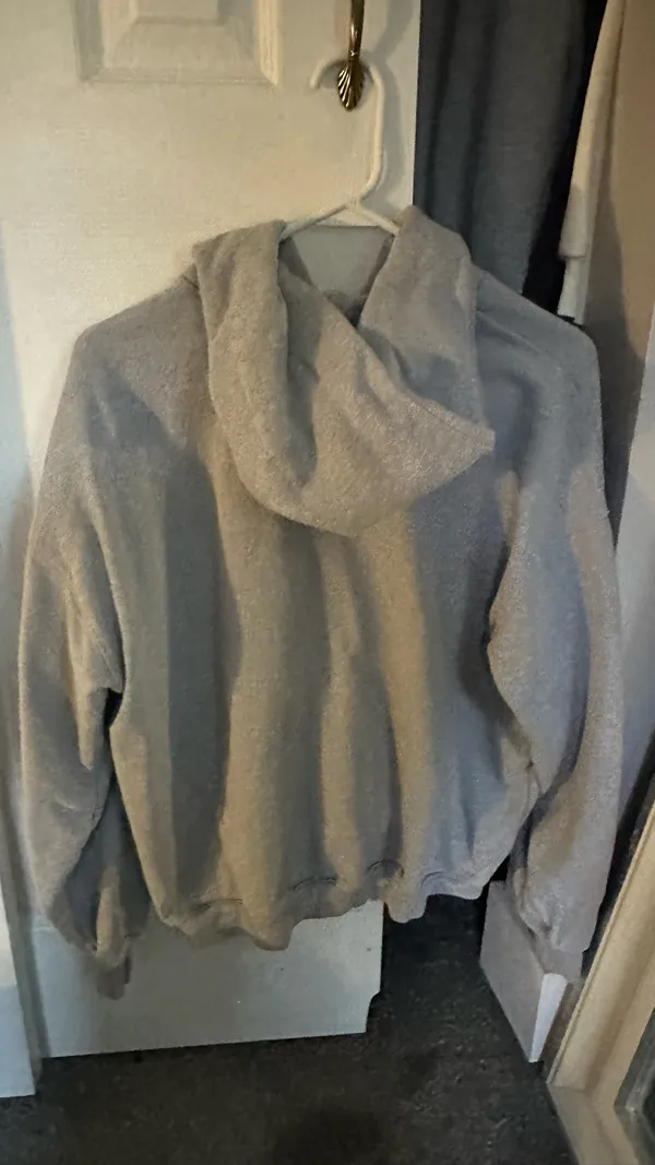 Grey Gymshark Sweatshirt - Image 4
