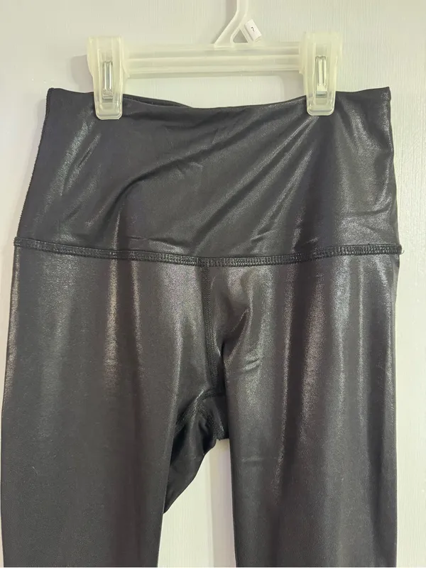 Beyond Yoga Black Shiny Shimmery High-Waist Sexy Leggings Size XS - Image 8