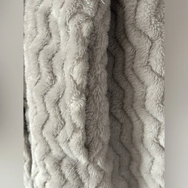 PLUSH GEO ROBE one size - Image 11