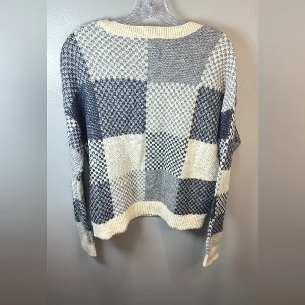 Abercrombie & Fitch Women's‎ Plaid Crew Mohair Sweater Size Medium - Image 3