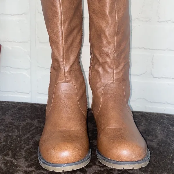 Charlotte Russe boots faux brown leather riding style quilted pattern - Image 5