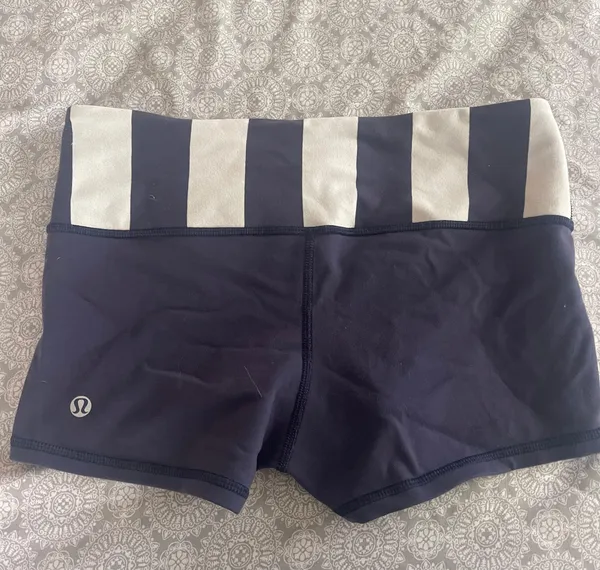 Lululemon Spandex Shorts - Image 2