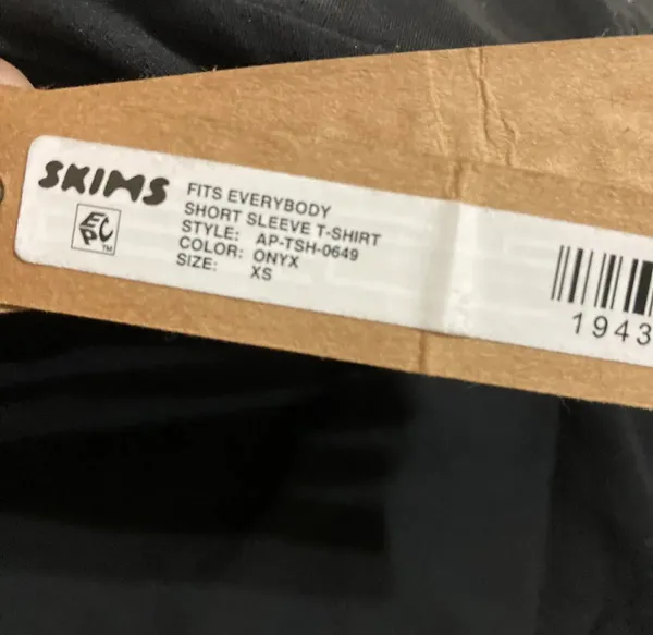 SKIMS Fits Everybody T-Shirt XS - Image 4