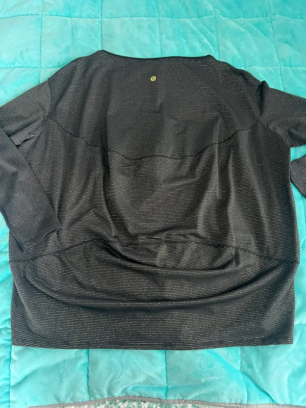 Lululemon Back In Action Long Sleeve - Image 6